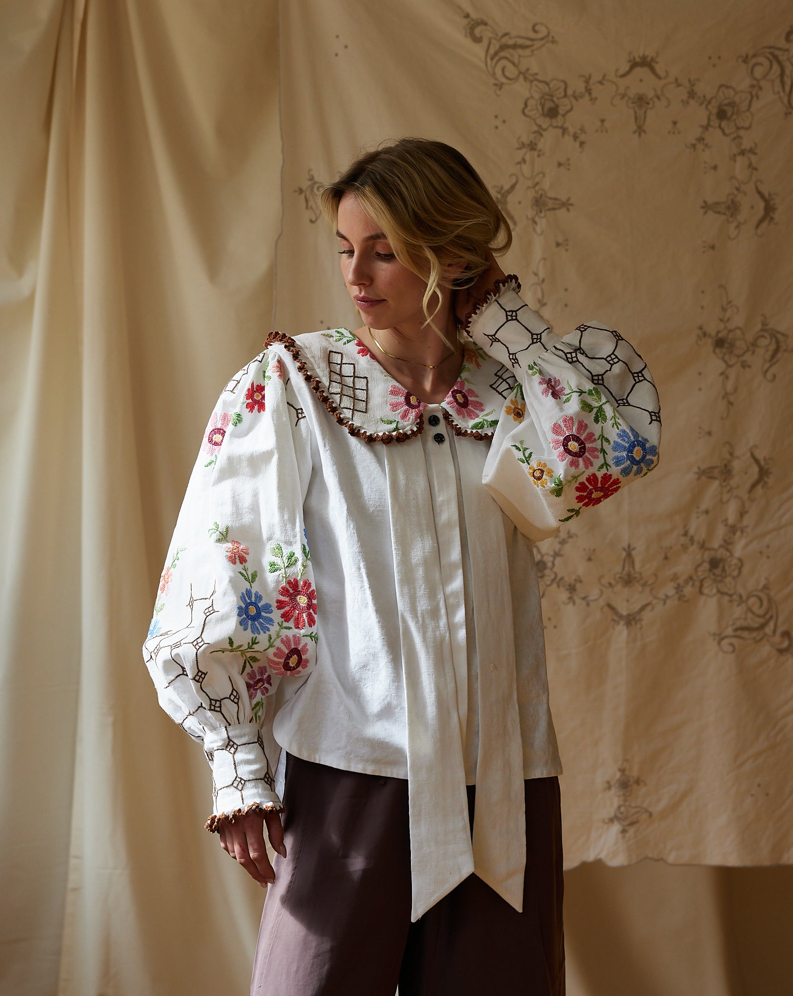 ⭐︎新品未使用⭐︎ flower couture blouse A BUNCH OF FLOWERS SIZE 2 – ONCE