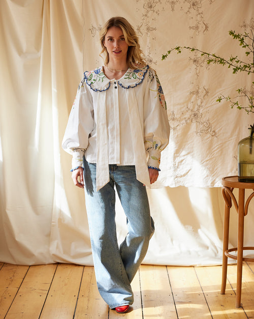 A BUNCH OF FLOWERS SIZE 1